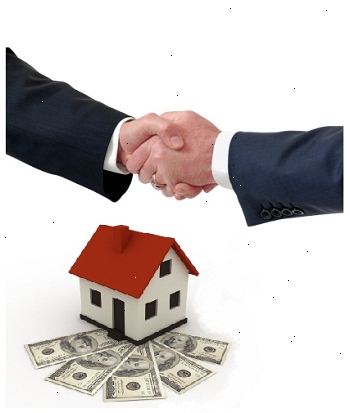 Hvordan å kutte avsluttende kostnader når du kjøper en bolig. Forhandle om prisen på boligen.
